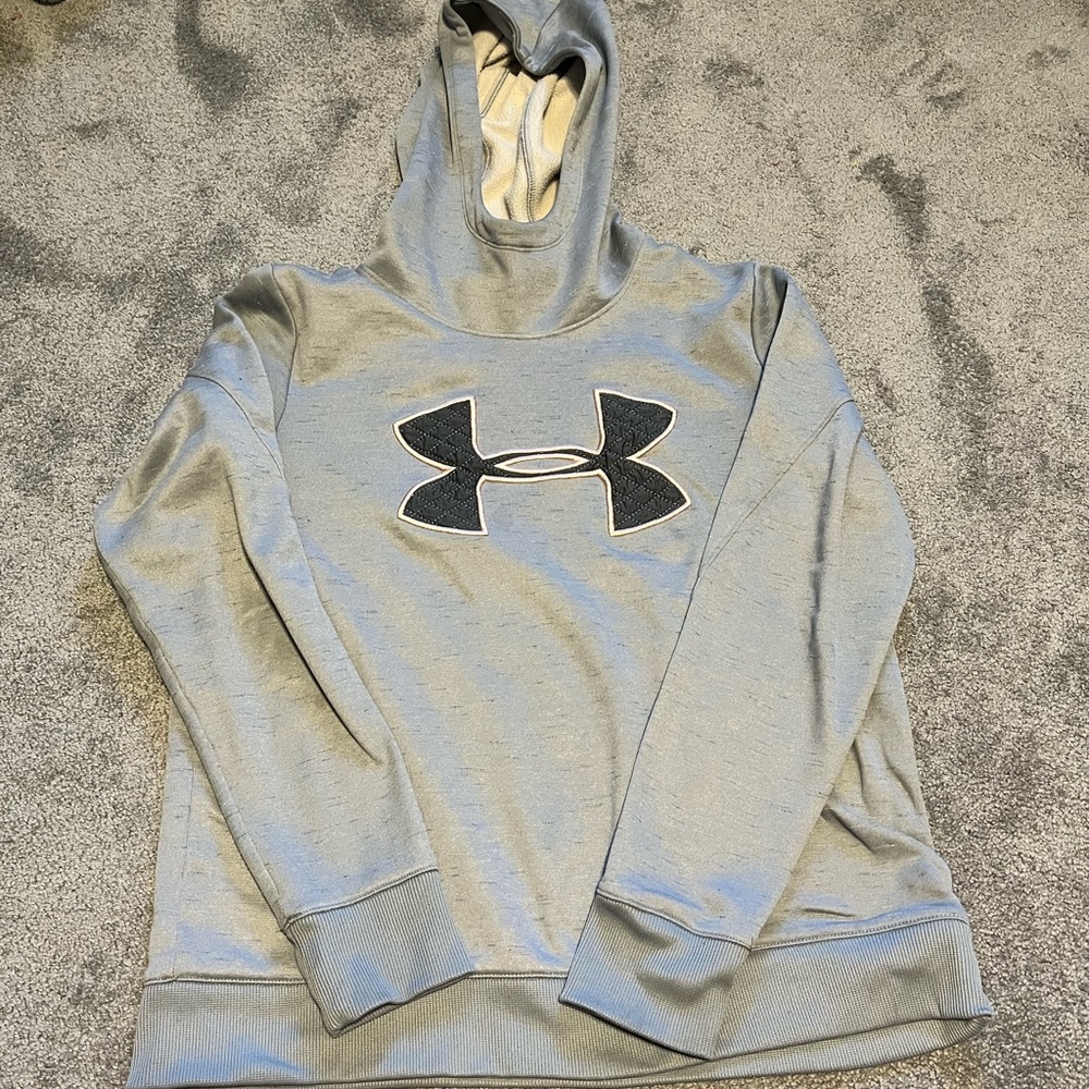 Women’s under armour sweatshirt
